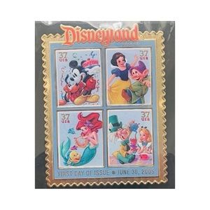 NWT Disneyland Limited Edition 1500 US Postal Service 37 Cent Postage Stamp Pin